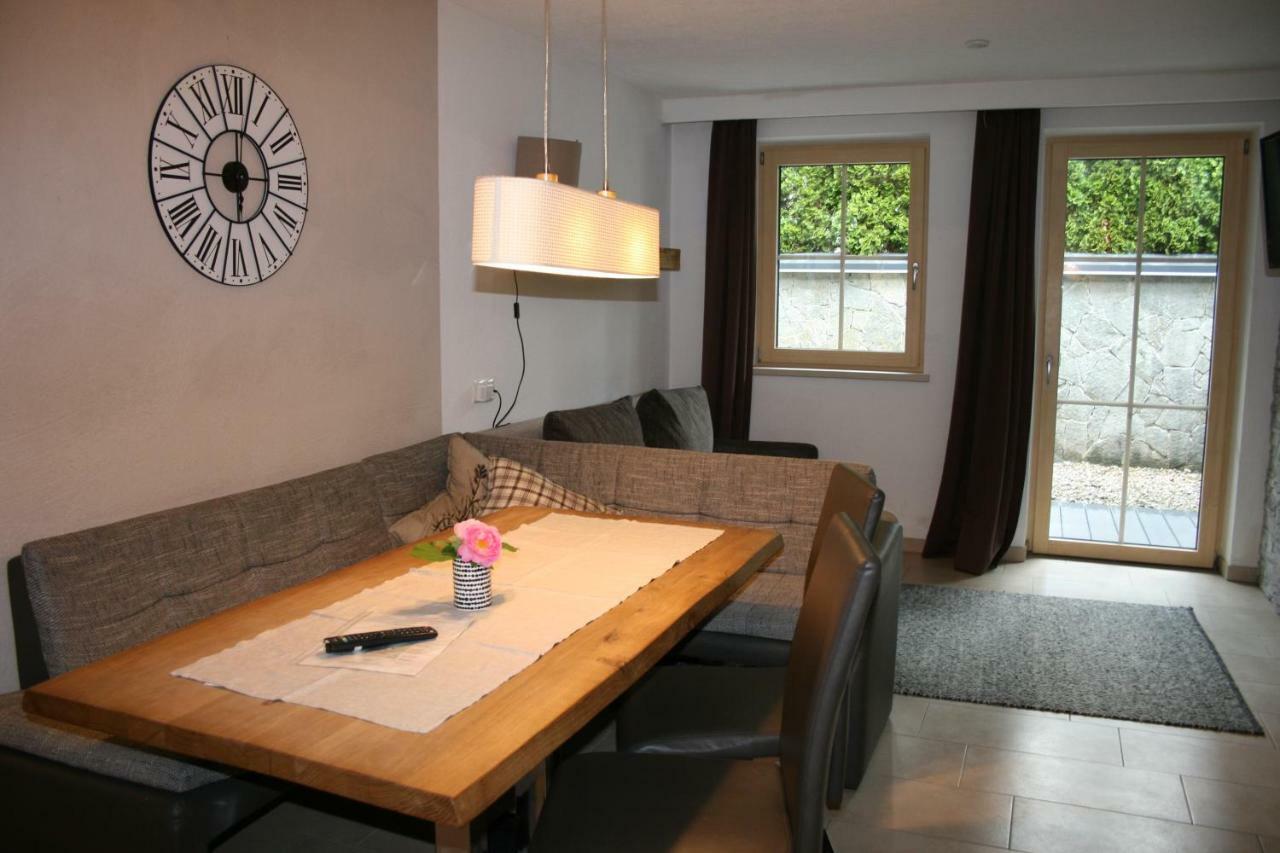 Appartements "Da Zillertaler Und Die Geigerin" Mayrhofen Exterior foto